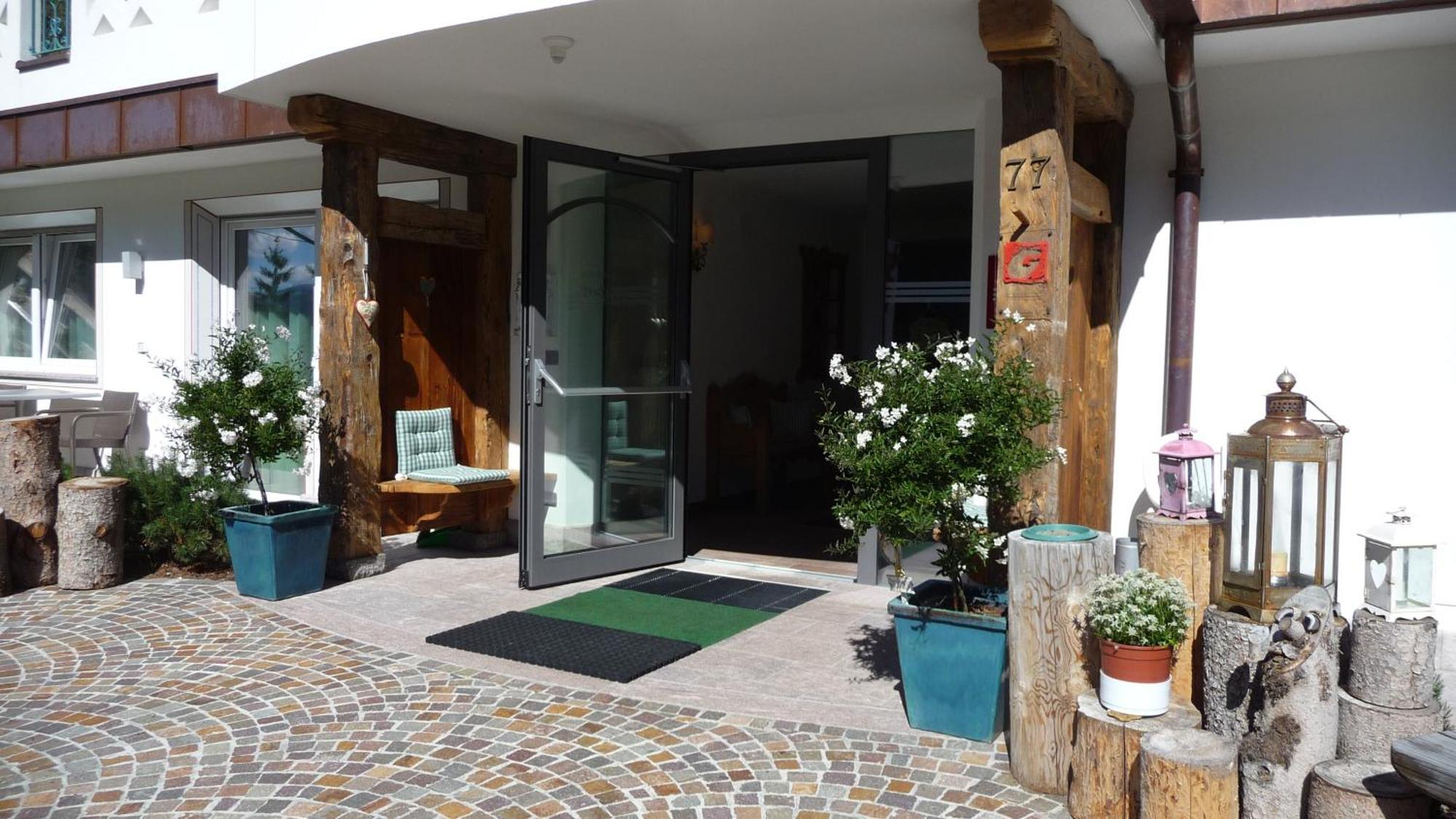 普拉伯茨公寓式酒店 奥蒂塞伊 外观 照片